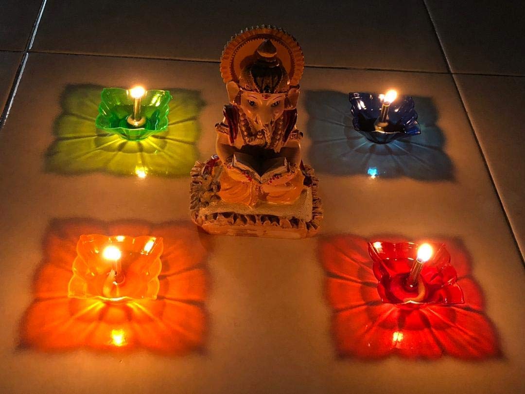 3D Dazzling Multicolor Diyas